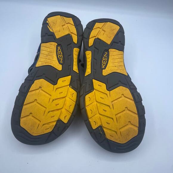 KEEN Newport H2 Closed Toe Sandals Outdoor Water Blue Youth Big Kids 6 - Picture 8 of 8